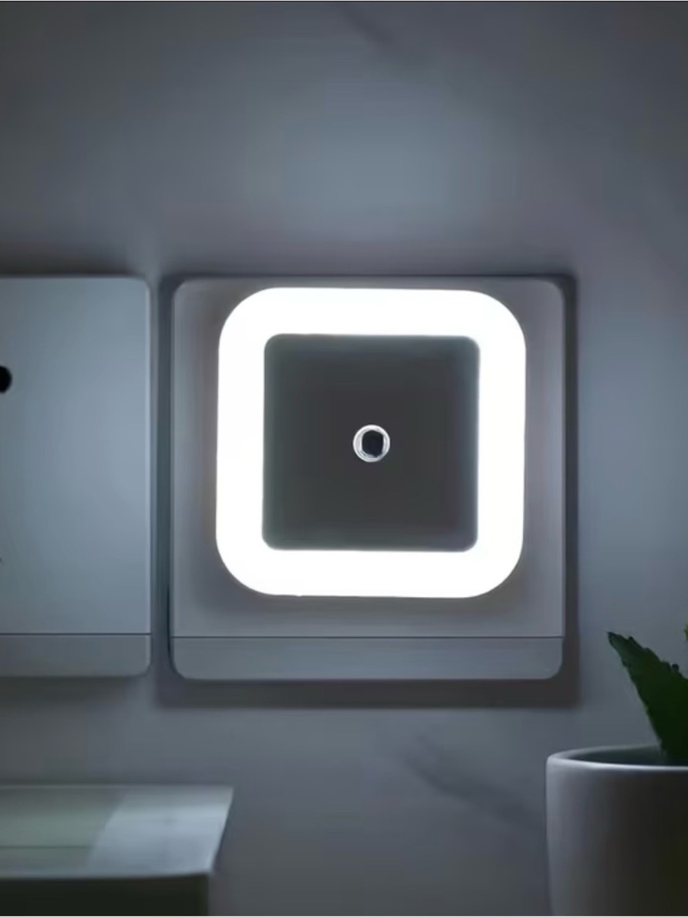 2 night lights, office lighting, under cabinet light, smart night light